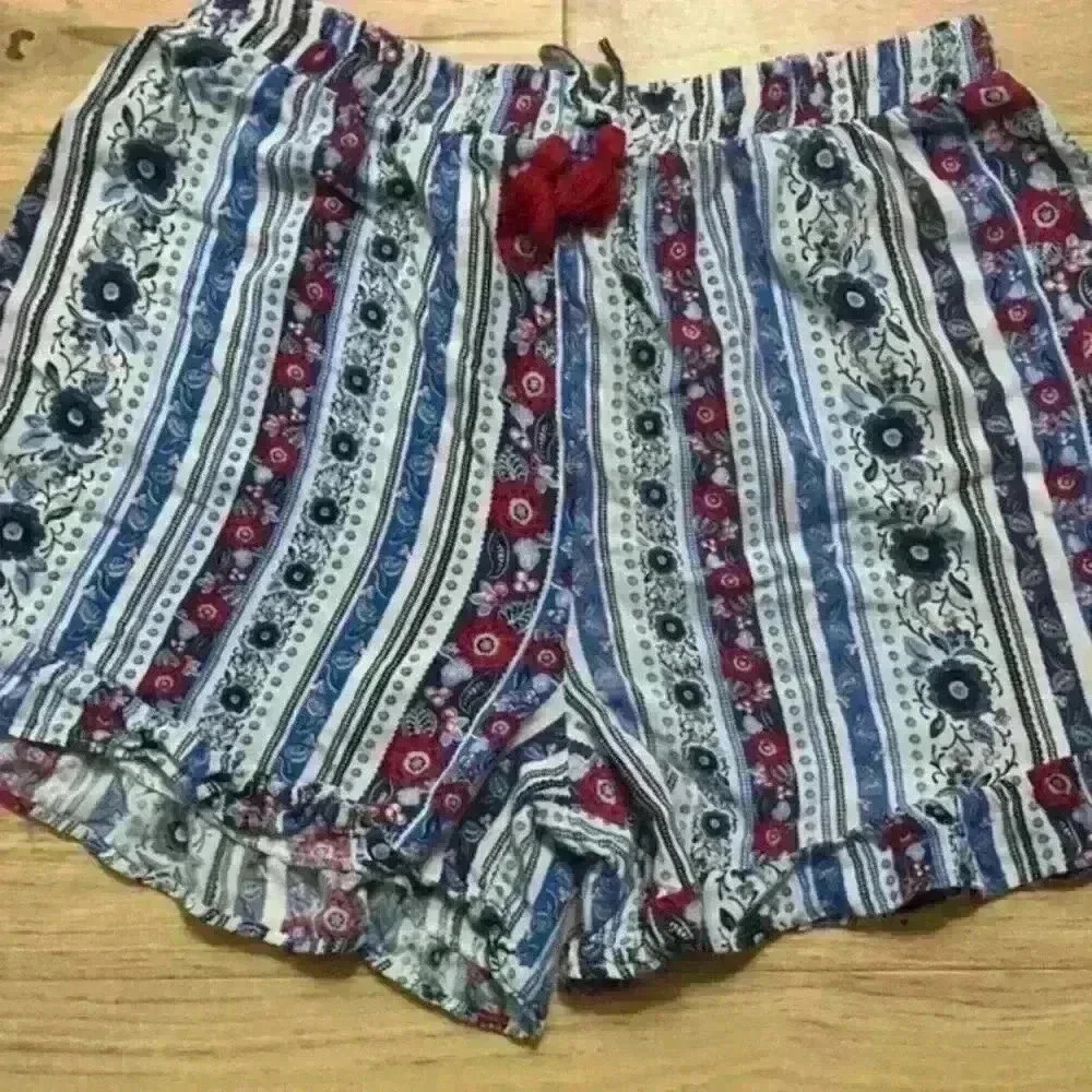 Art Class multicolored ruffle shorts - Picture 3 of 9